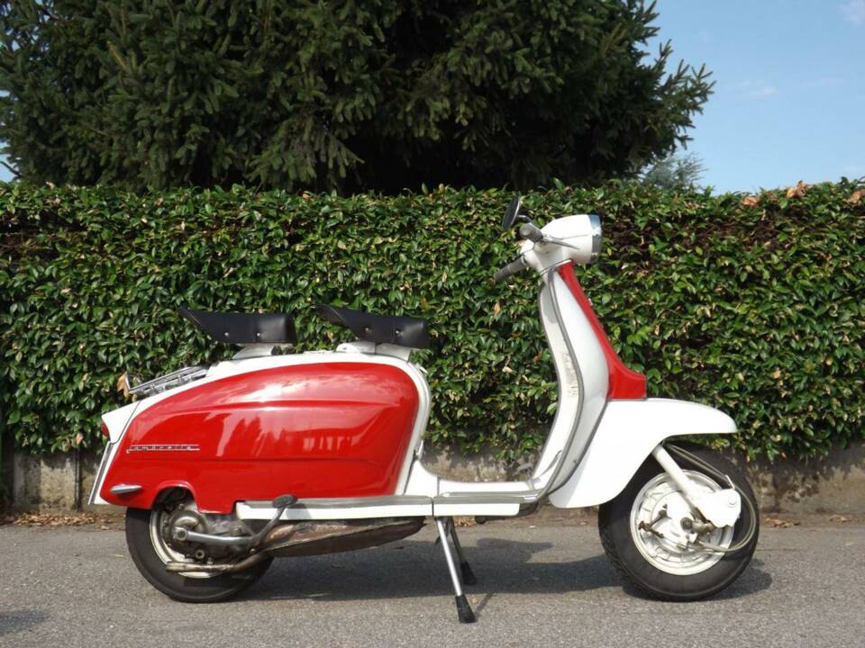 Image 47/50 of Innocenti Lambretta Li 150 (1963)