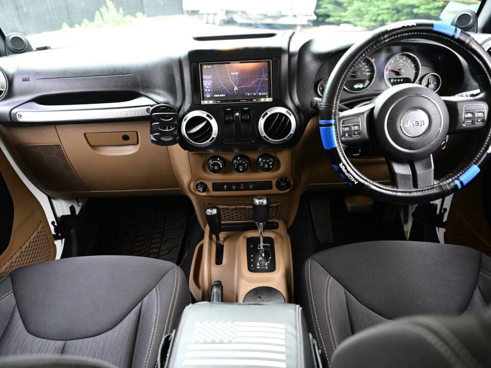 Afbeelding 33/50 van Jeep Grand Cherokee 6.4 V8 SRT (2014)