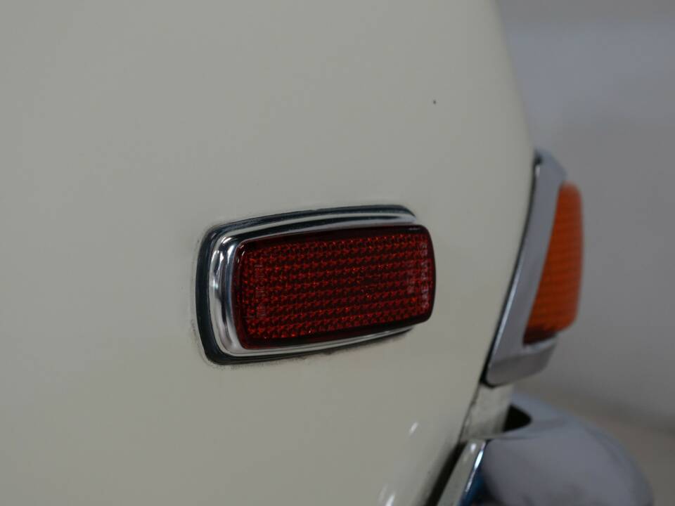 Bild 12/39 von Mercedes-Benz 280 SL (1970)