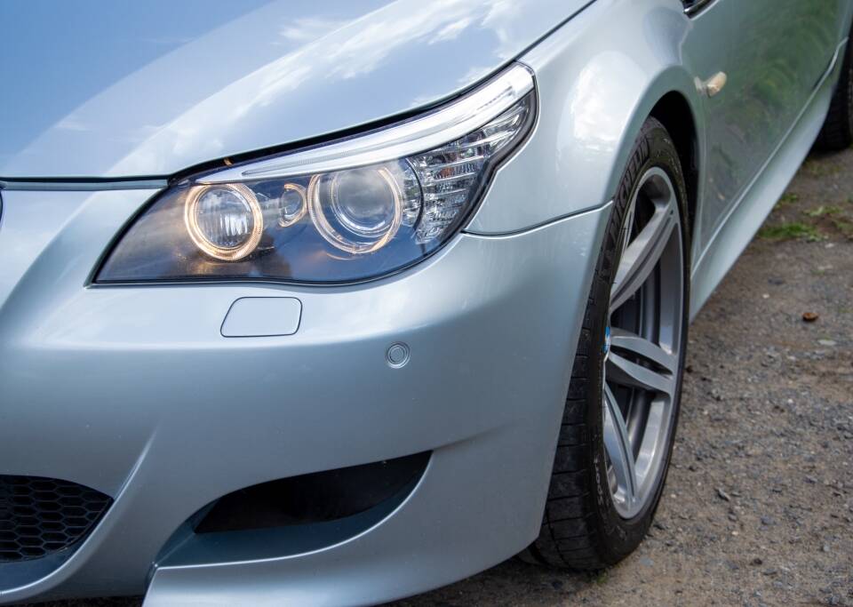 Afbeelding 15/41 van BMW M5 Touring (2008)