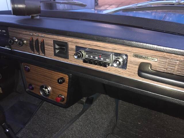 Image 19/91 of Volvo P 144 GL (1972)