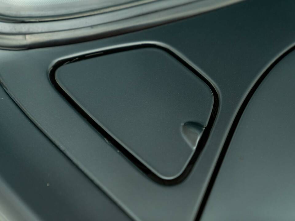 Image 20/50 de Jaguar XJR 4.0 (2000)