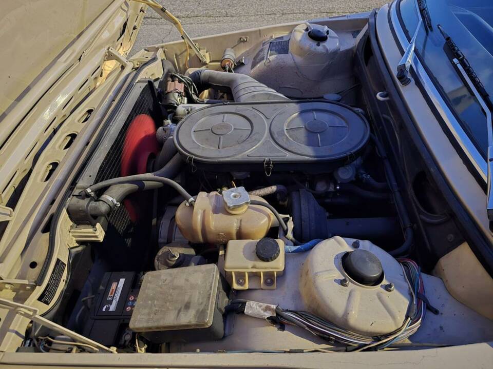 Image 48/50 of BMW 525 (1975)