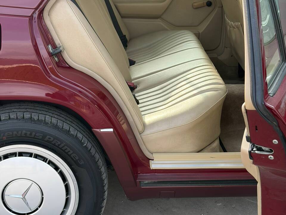 Afbeelding 24/46 van Mercedes-Benz 200 E-16 (1993)