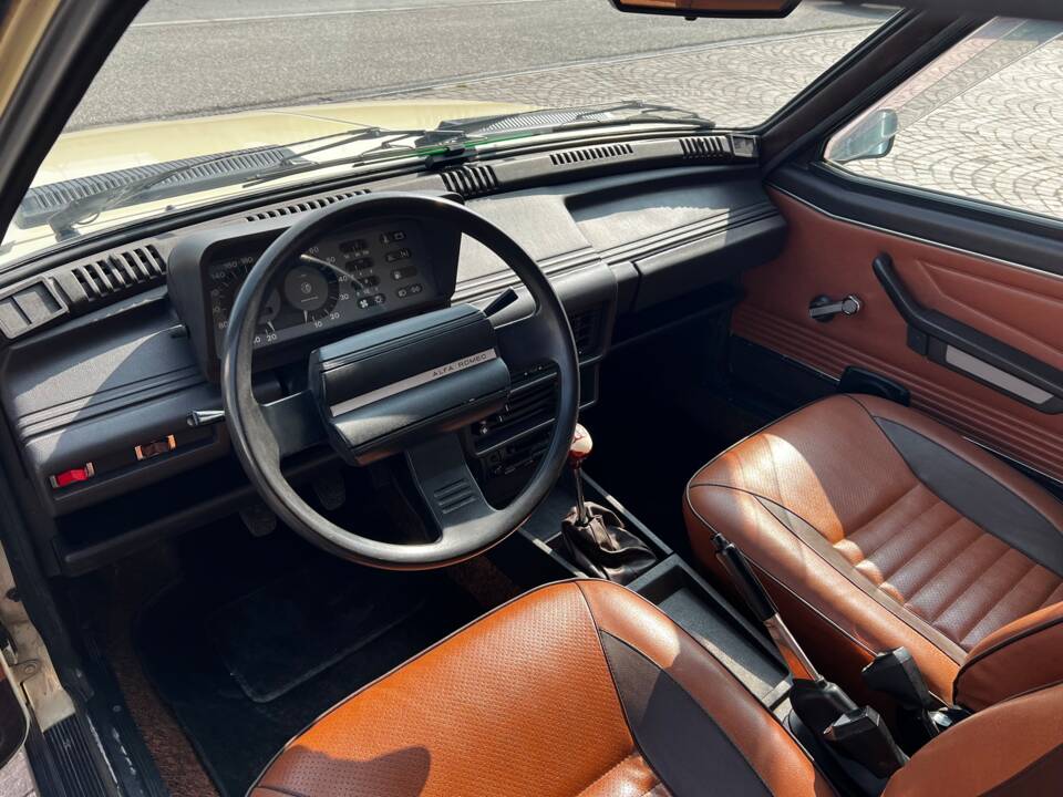 Afbeelding 11/19 van Alfa Romeo Giulietta 1.6 (1978)