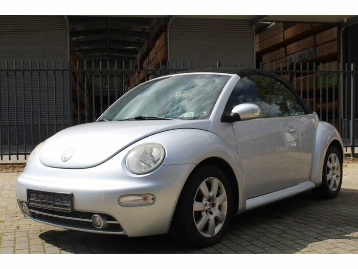 Afbeelding 3/7 van Volkswagen New Beetle 1.6 (2003)