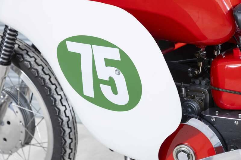 Imagen 3/33 de Moto Guzzi DUMMY (1949)