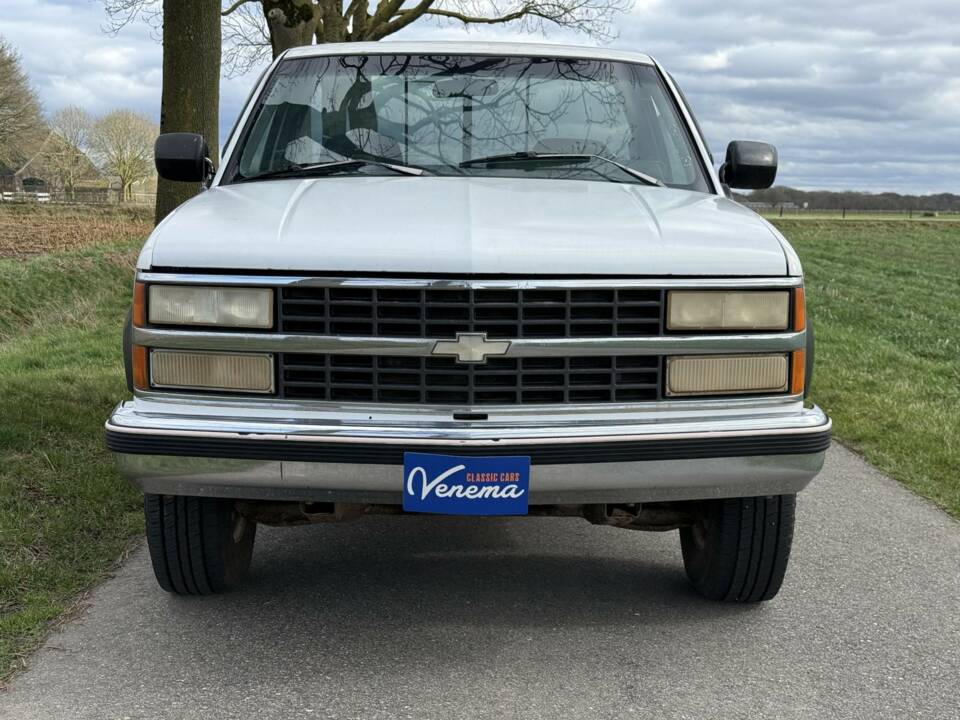 Image 2/22 of Chevrolet C2500 (1992)