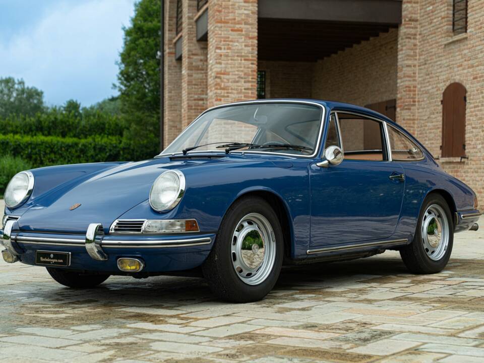 Immagine 2/50 di Porsche 911 2.0 T (1968)
