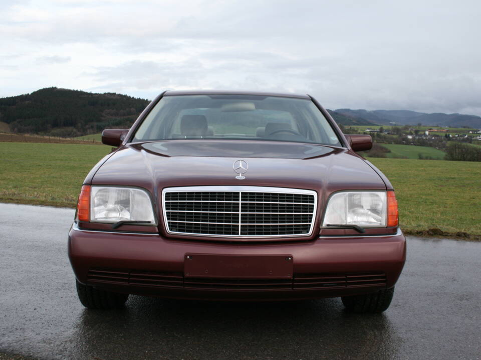 Image 44/69 de Mercedes-Benz 500 SE (1992)