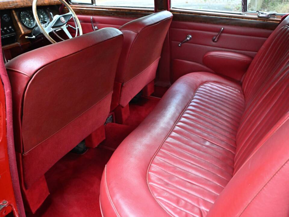Bild 40/50 von Jaguar Mk II 2.4 (1961)