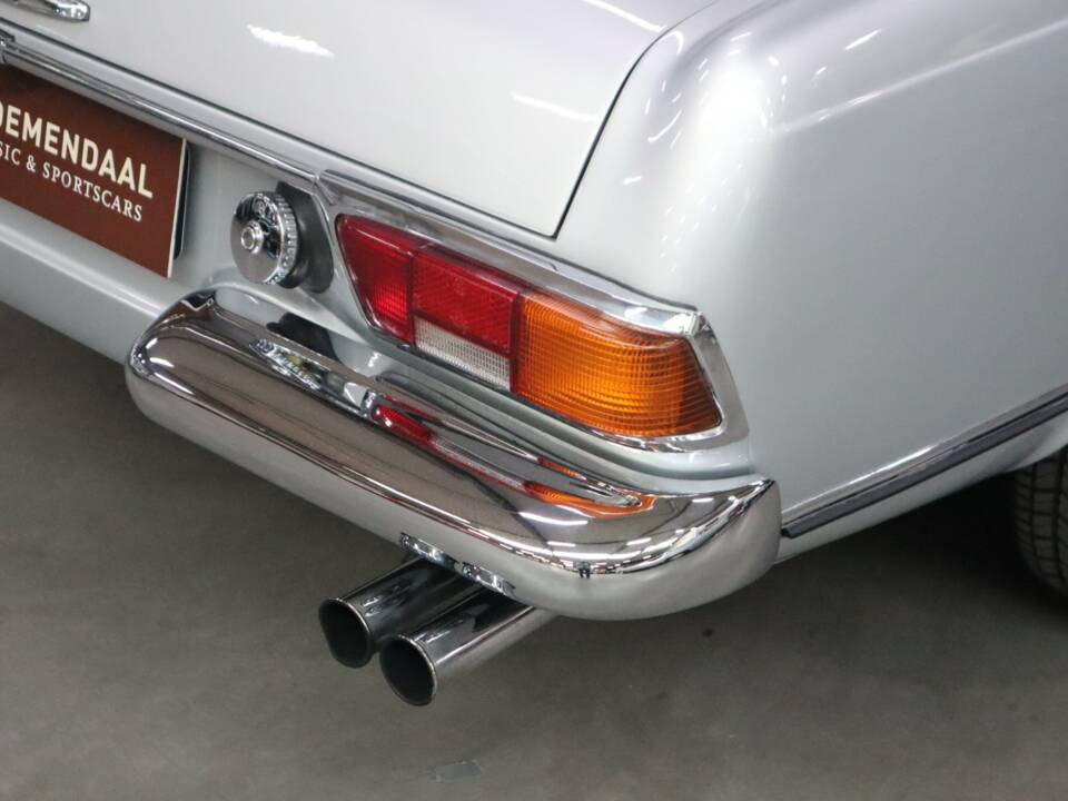 Bild 32/45 von Mercedes-Benz 280 SL (1968)