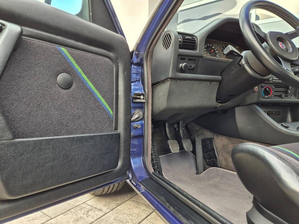 Bild 38/39 von ALPINA C2 2.7 (1986)