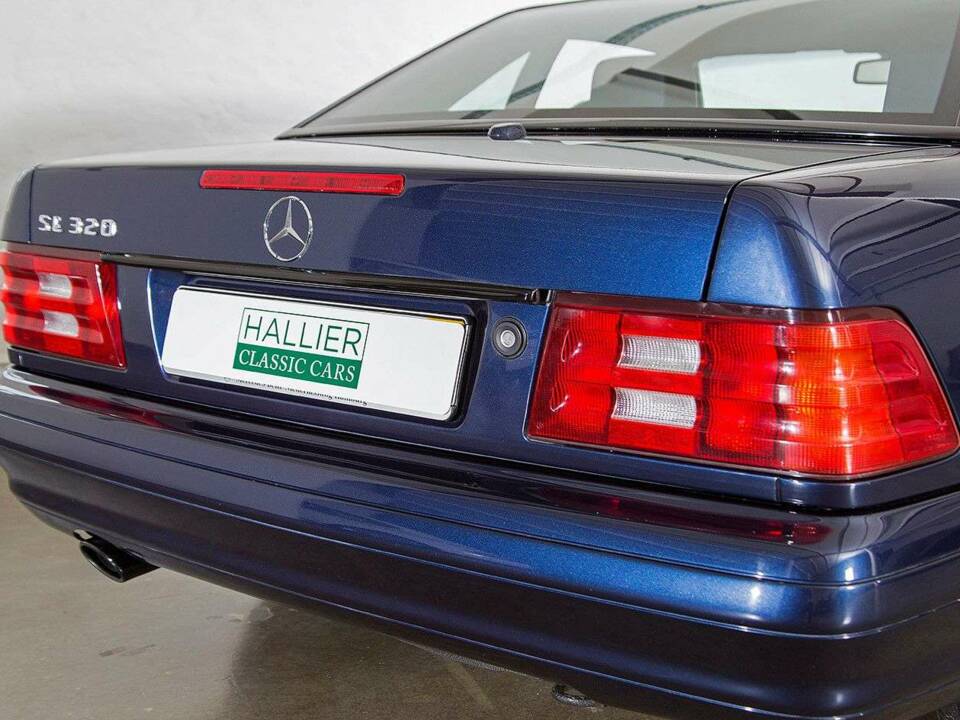 Afbeelding 19/36 van Mercedes-Benz SL 320 (2000)