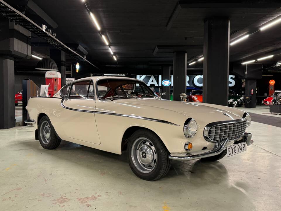 Image 6/32 of Volvo P 1800 S (1964)