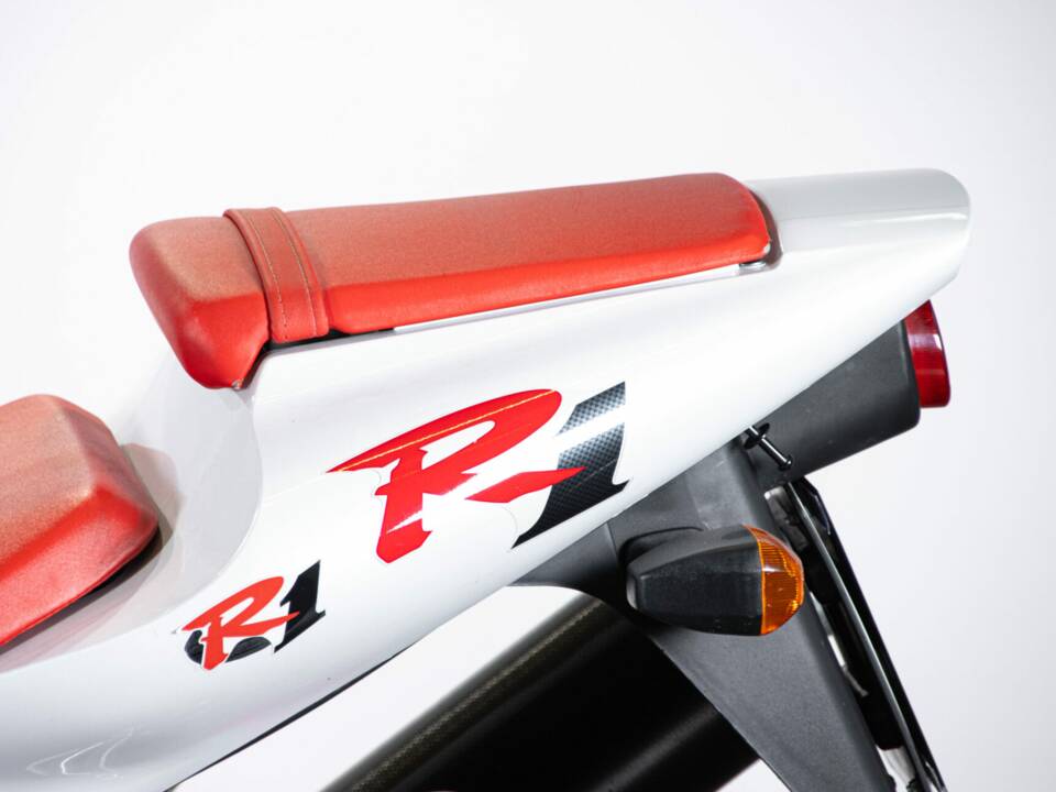 Bild 16/50 von Yamaha YZF 1000 R1 (1998)