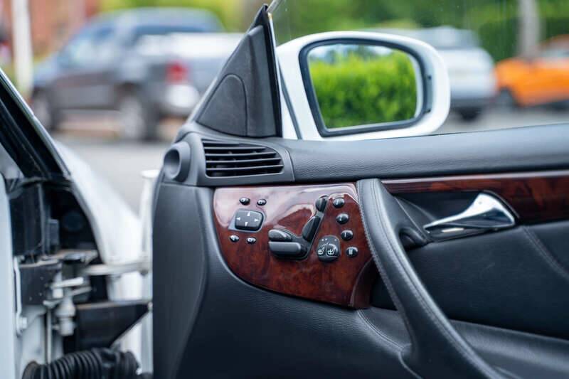 Bild 29/41 von Mercedes-Benz CL 500 (2000)