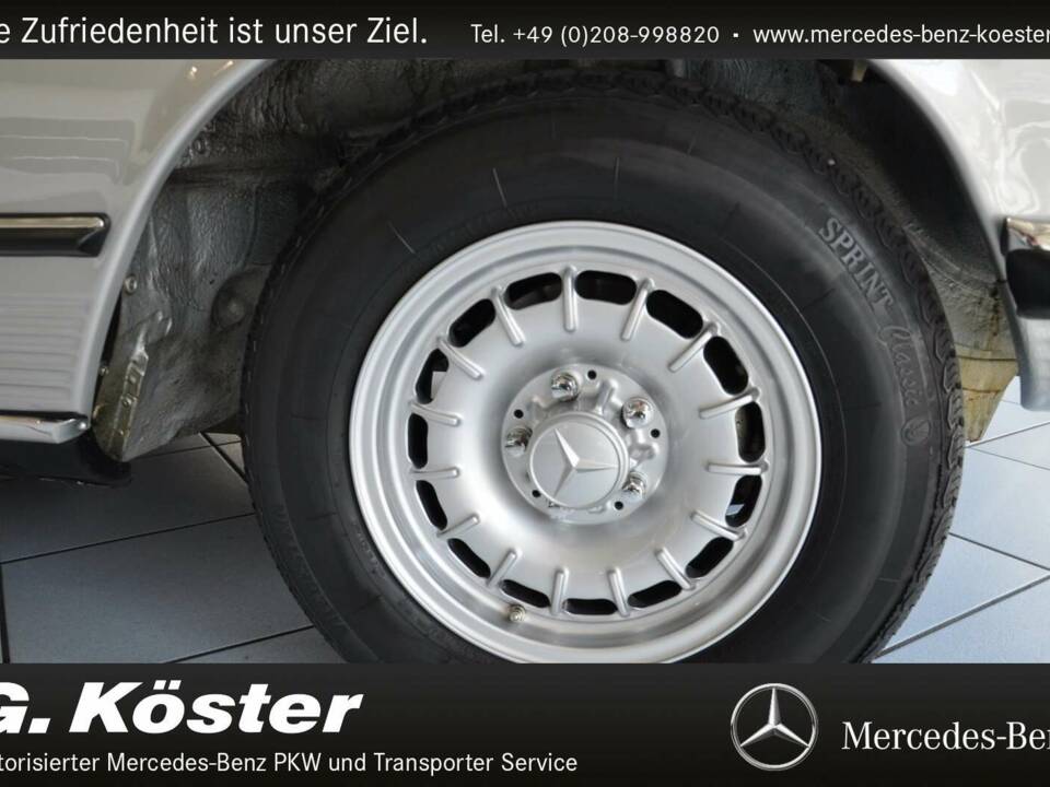 Image 9/14 of Mercedes-Benz 280 SL (1977)