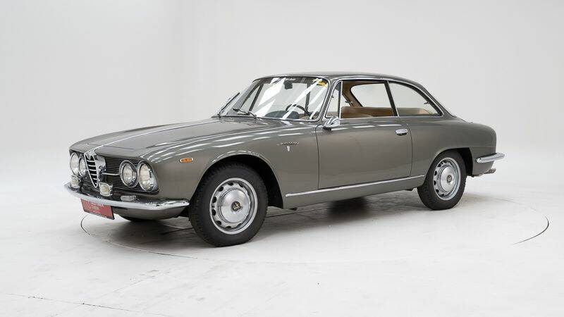 Bild 1/15 von Alfa Romeo 2000 Sprint (1961)