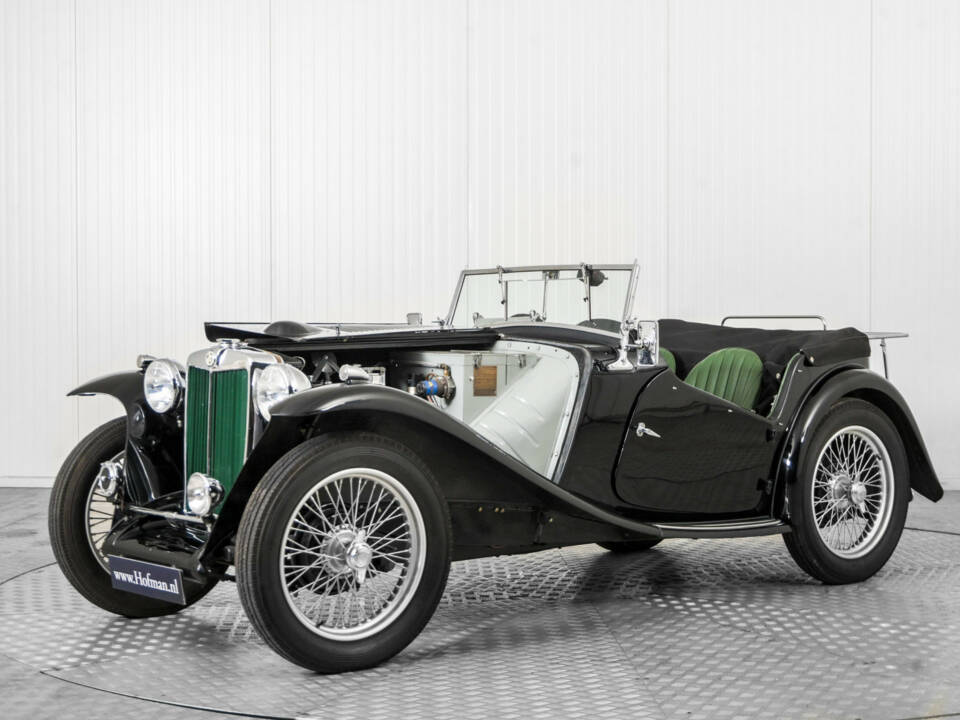 Image 37/50 of MG TC (1947)