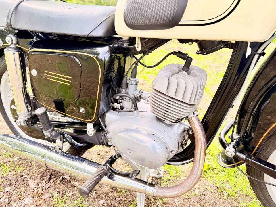 Bild 8/9 von MZ ETS 150/1 (1971)