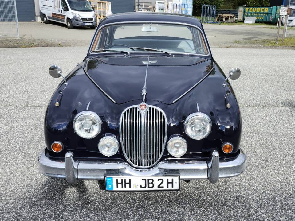 Imagen 5/8 de Jaguar Mk II 2.4 (1963)