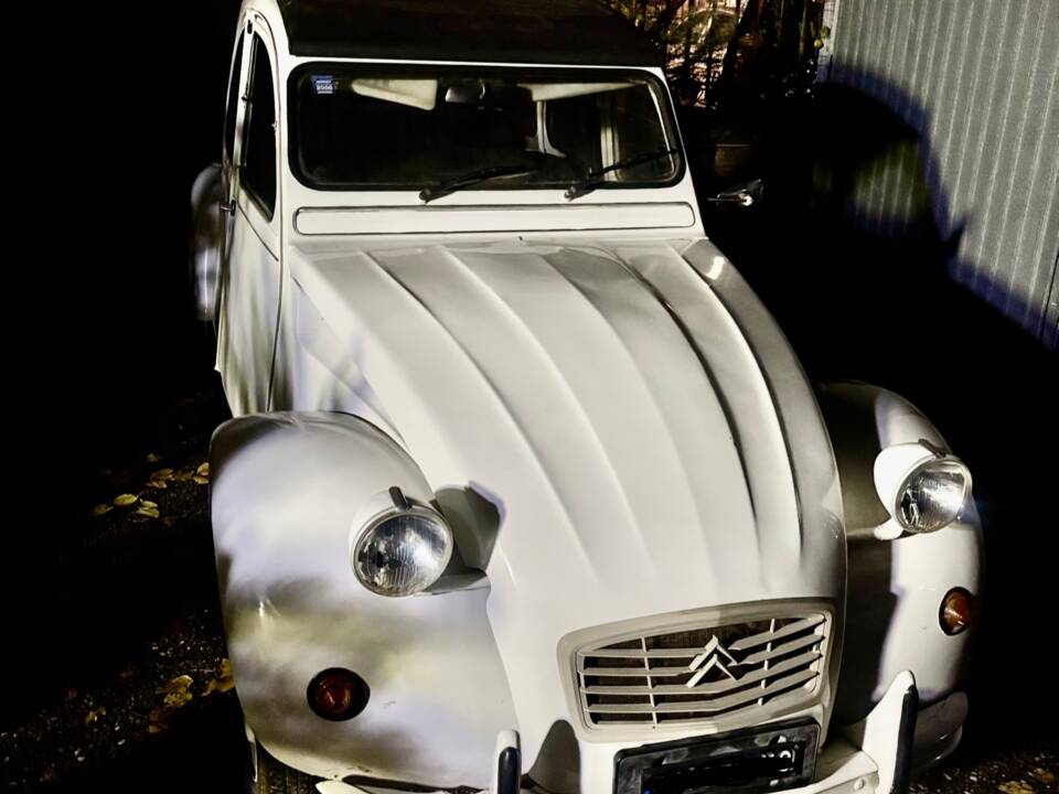 Afbeelding 53/54 van Citroën 2 CV 6 Club (1985)