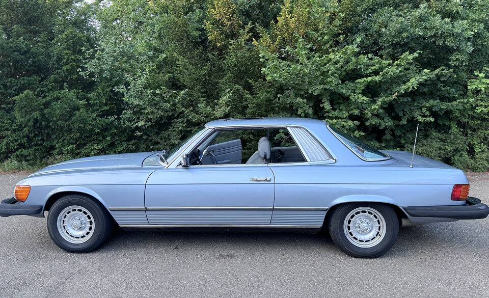 Image 8/8 of Mercedes-Benz 380 SLC (1981)