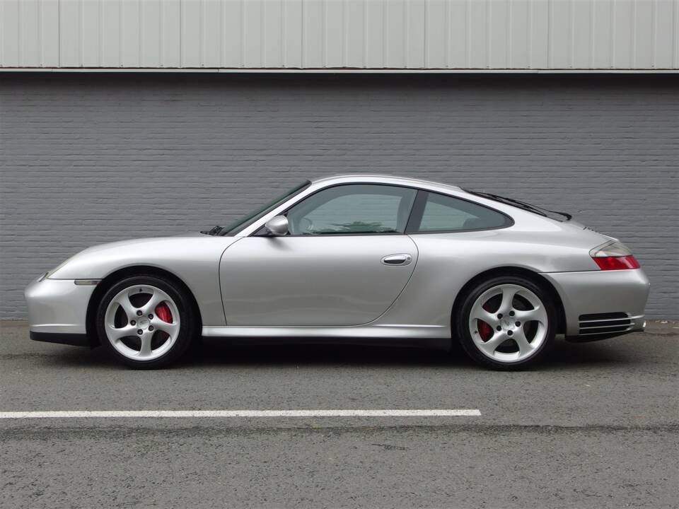 Bild 6/100 von Porsche 911 Carrera 4S (2002)