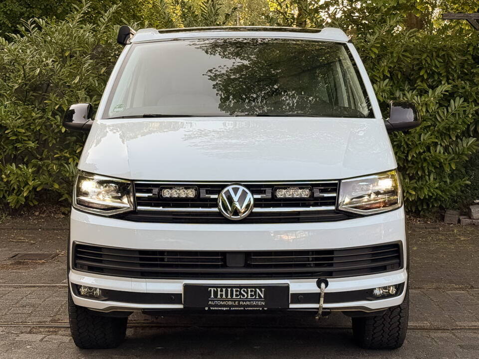 Bild 2/32 von Volkswagen T6 Multivan 2.0 TDI (2017)
