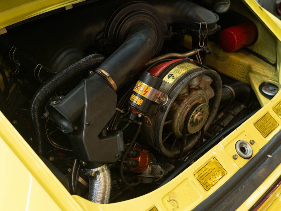 Image 42/47 of Porsche 911 Carrera 2.7 (1975)