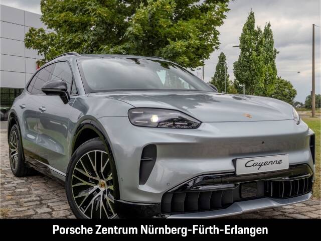 Image 7/50 of Porsche Cayenne S Electric (2026)