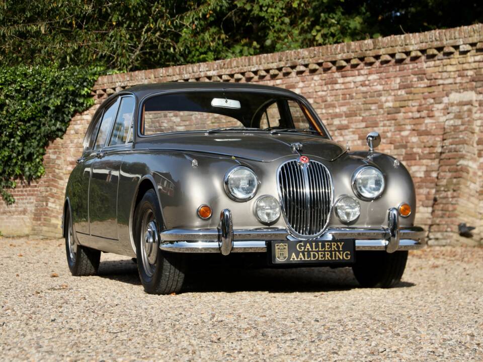 Bild 23/50 von Jaguar Mk II 3.4 (1966)