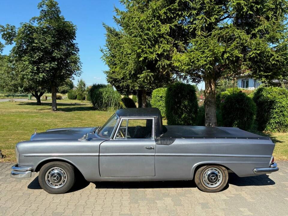 Afbeelding 5/8 van Mercedes-Benz 220 SE b (1963)