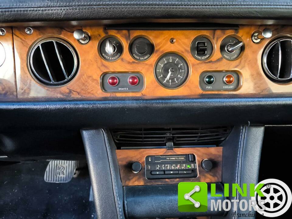 Image 8/10 of Rolls-Royce Silver Shadow I (1969)
