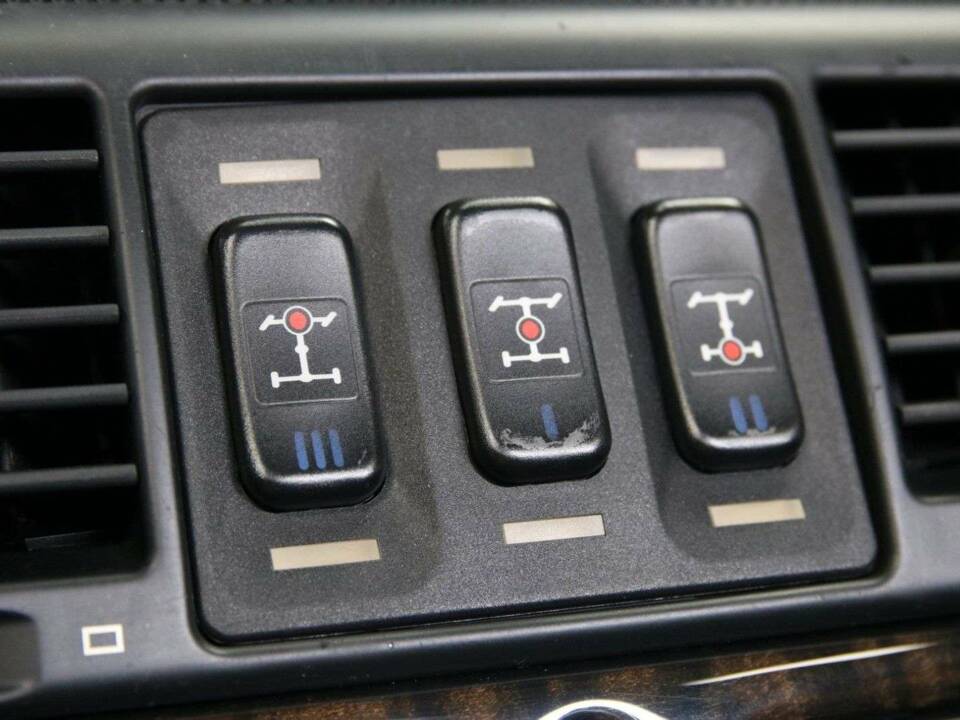 Imagen 22/50 de Mercedes-Benz G 500 (SWB) (2006)