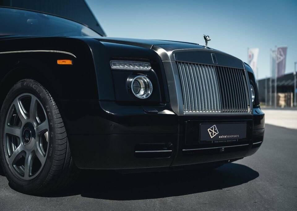 Image 3/15 of Rolls-Royce Phantom Coupé (2011)