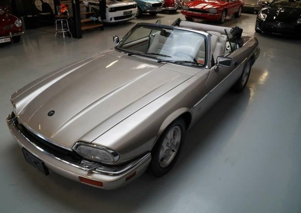 Image 42/50 of Jaguar XJS 4.0 (1995)