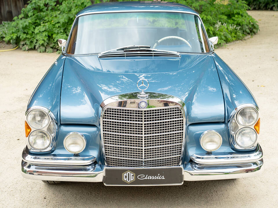 Image 15/48 of Mercedes-Benz 280 SE (1969)