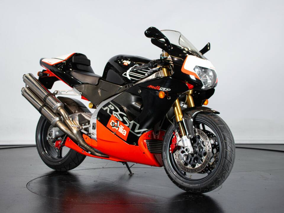 Bild 7/50 von Aprilia RSV 1000 V60 (1999)