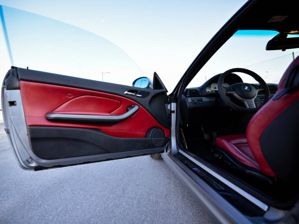 Immagine 26/61 di BMW M3 (2005)
