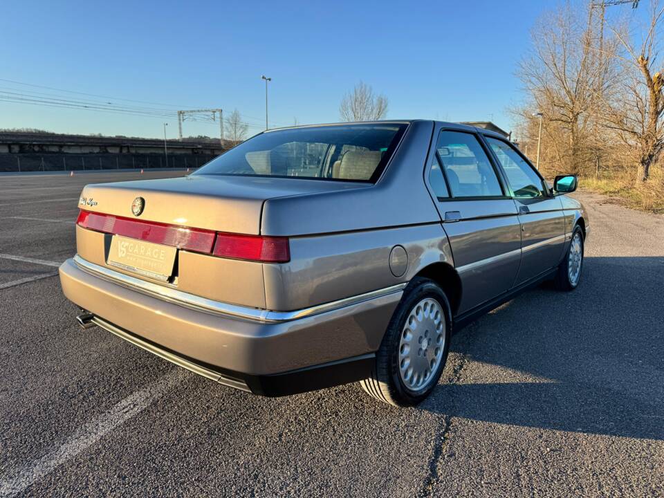 Image 5/29 de Alfa Romeo 164 2.0 Super V6 (1993)