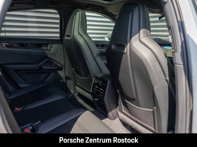 Imagen 27/34 de Porsche Cayenne Coupé E-Hybrid (2026)