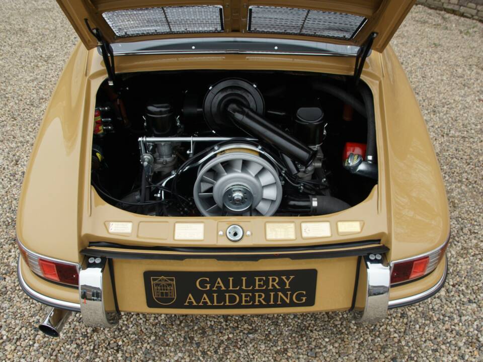 Immagine 33/50 di Porsche 911 2.0 (1965)