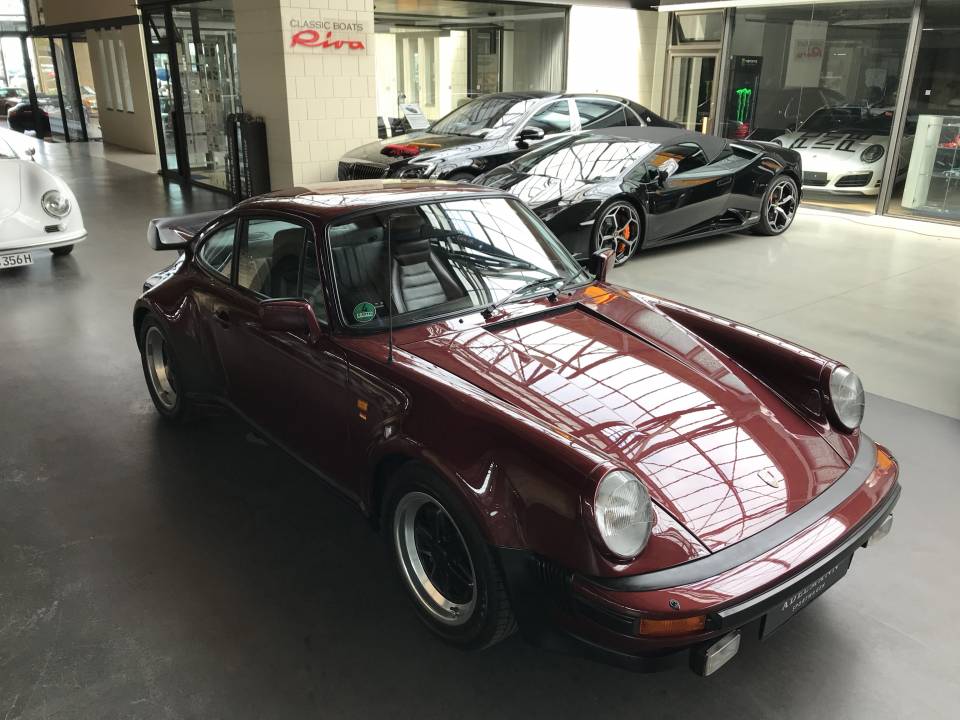 Imagen 3/46 de Porsche 911 Turbo 3.3 (1983)