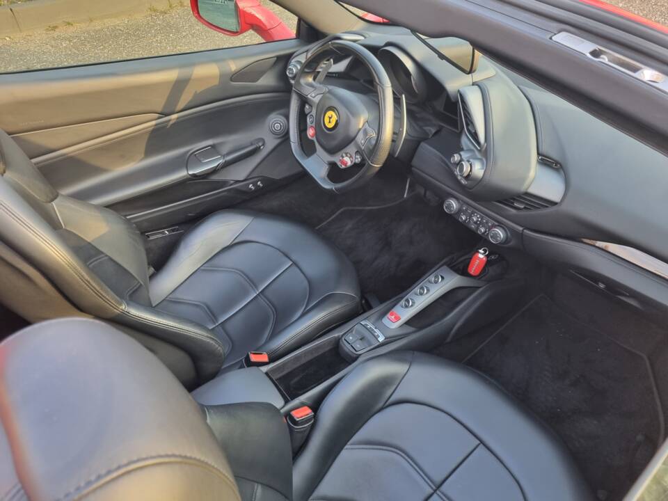 Bild 6/7 von Ferrari 488 Spider (2018)