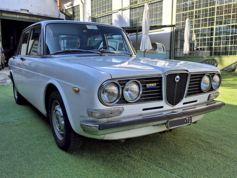 Bild 8/59 von Lancia 2000 Iniezione (1972)