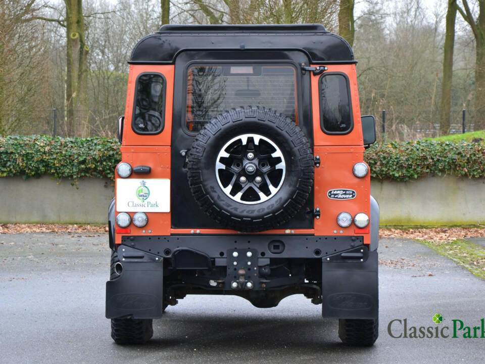 Bild 4/50 von Land Rover Defender 90 Autobiography (2015)