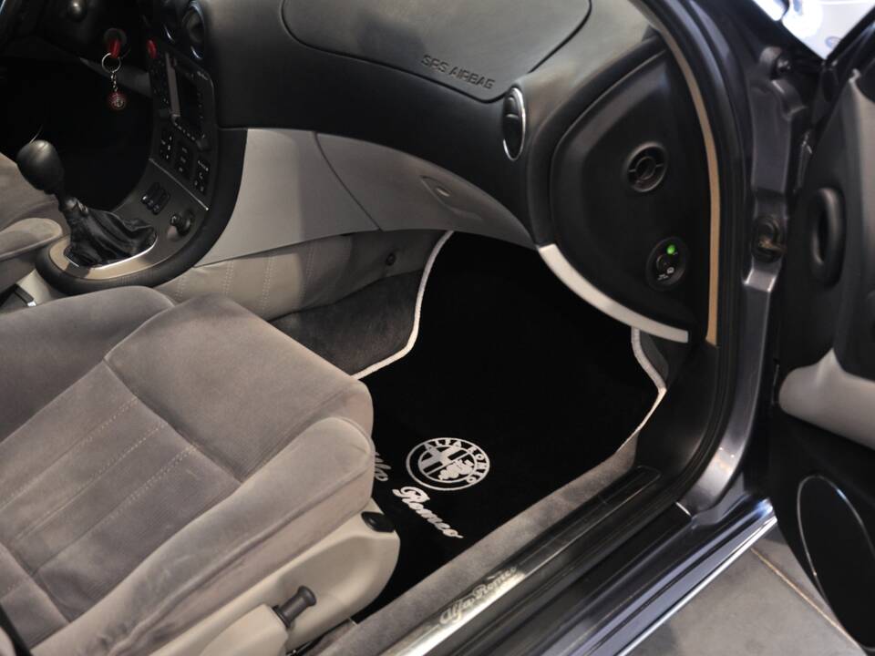 Bild 20/29 von Alfa Romeo 166 2.0 V6 TB (1999)