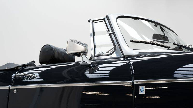 Bild 13/15 von MG MGB (1972)